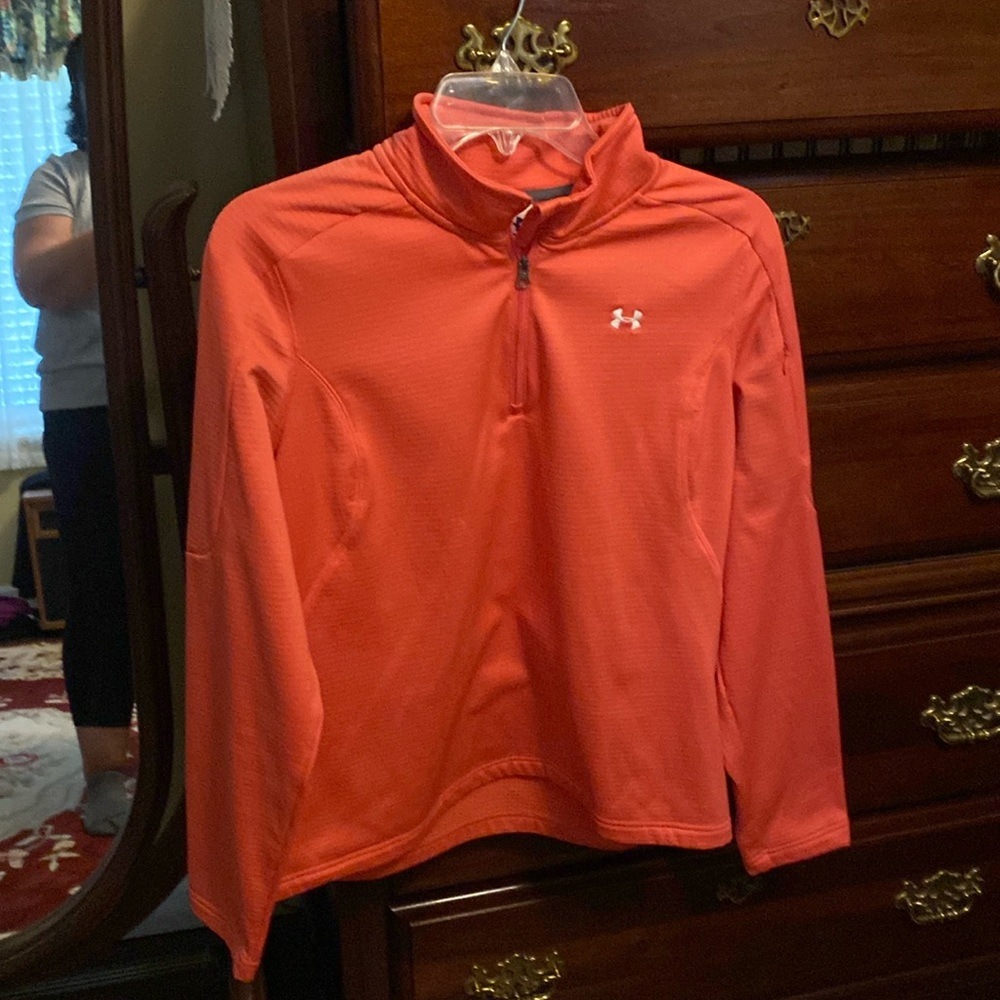 Under armour women’s pullover